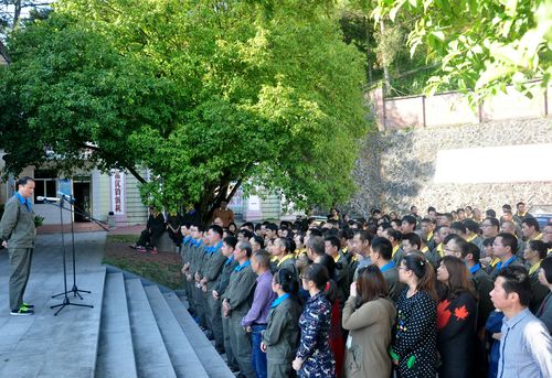 陳宏金：永春分公司召開(kāi)職工大會(huì )分析企業(yè)面臨形勢.jpg