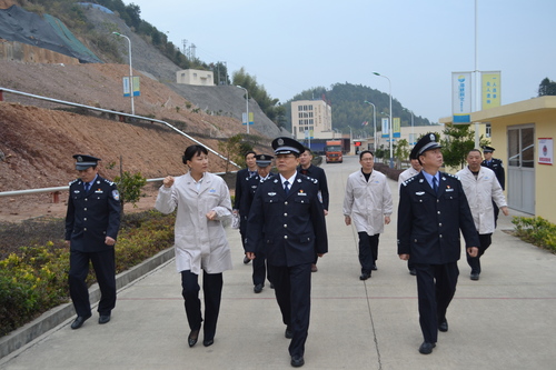 鄧義楨：龍巖市副市長(cháng)張斌一行到?？讫垘r分公司開(kāi)展安全檢查3.jpg