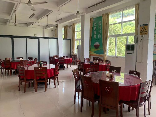 民化建設公司打造職工滿(mǎn)意食堂~1.jpg